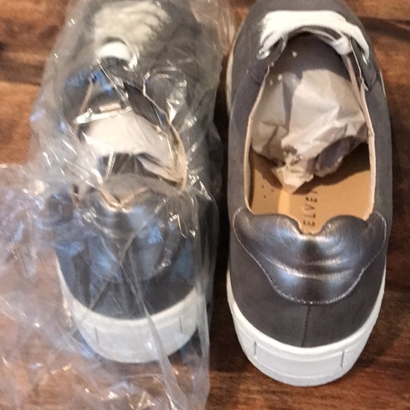 Mint Velvet NEW Star Trainer Shoes Size 40/7 - Picture 4 of 8